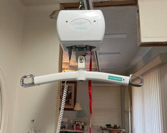 PRESALE ITEM: Mackworth CP440P Ceiling Track Lift
