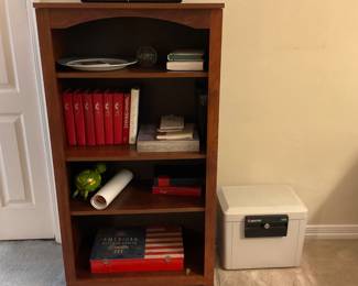 Small bookcase 