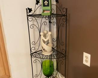 Metal corner shelf 