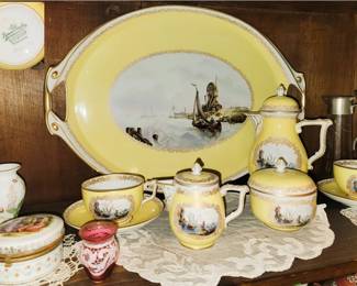 Porcelain tea service with ships