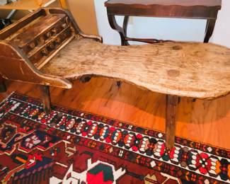 Wood cobbler's bench