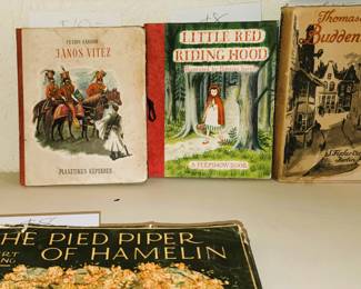 Old children's books in English and Russian