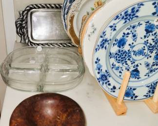 Serving trays and platters