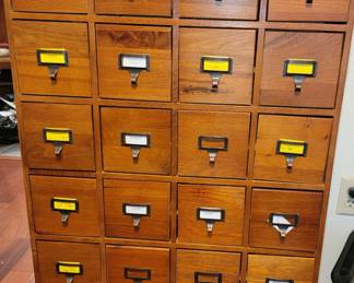 Card catalogue 