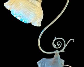 Trumpet Flower Gooseneck Lamp