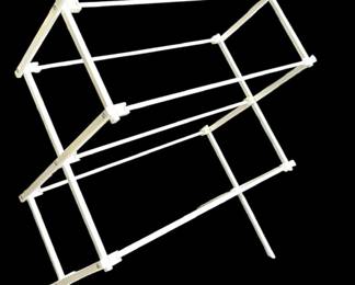 Collapsible Clothes Drying Rack
