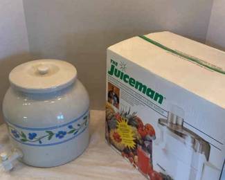 The Juiceman Water Crock Dispenser