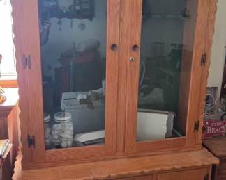 Nice Oak gun cabinet