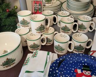 Christmas Spode dishware and accessories 