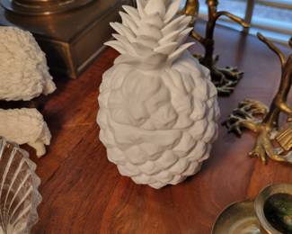 Williamsburg pineapple 