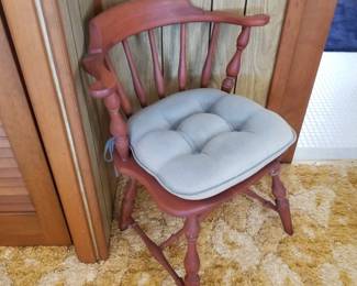 Accent chair