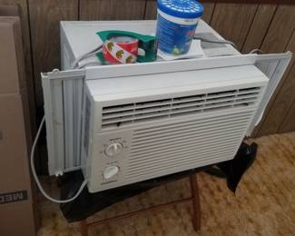 Window AC unit
