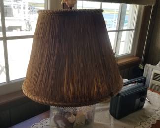 Shell table lamp
