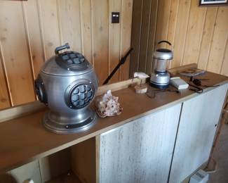 Diving bell ice bucket
