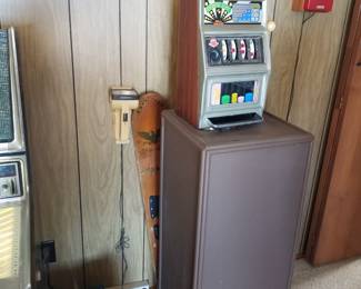 Casino King slot machine; display plinth