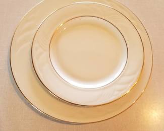 Lenox Golden Sand Dune dinnerware