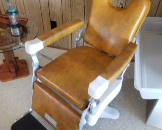 Barber chair