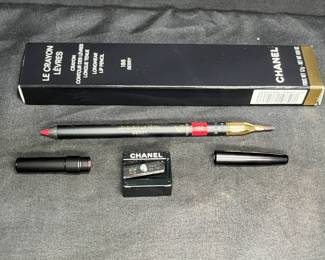 Chanel Le Crayon LeVres Lip Pencil #186 Berry