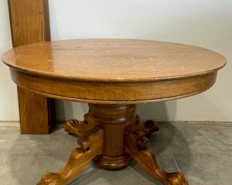 Round Oak Claw Foot Dining Table with Lion's Head, 3 Leaves