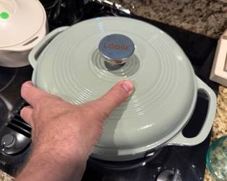 Lodge Enameled Cast Iron Dutch Oven