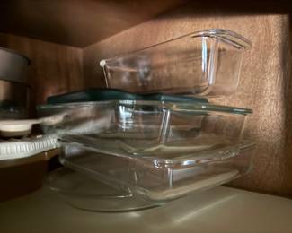 Glass casserole dishes