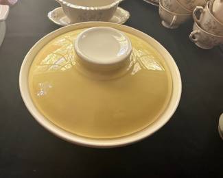 VTG 1960s Harkerware Pottery Covered Serving Dish Yellow Gold & White
