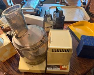 Vintage Hamilton Beach Food Processor