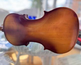 back of violin 