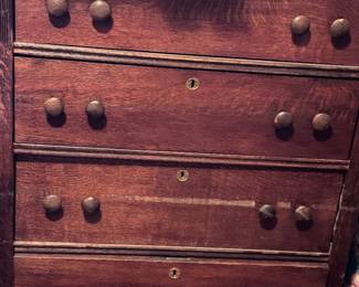 detail on antique chest of drawers 