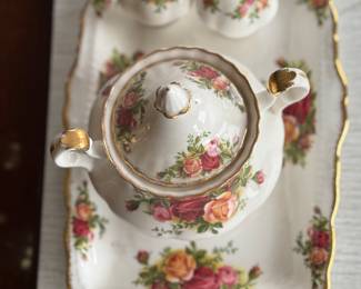 ROyal Albert china  "Old Country Rose" 