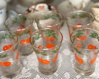 vintage ornage juice glasses 