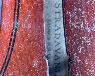 interior label on the violin 
