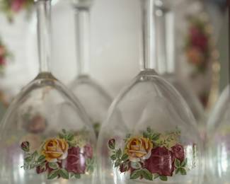 ROyal Albert china  "Old Country Rose" 