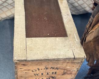 really neat wooden crate for glass 