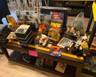 VINTAGE POP CULTURE
