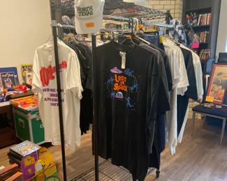 VINTAGE T-SHIRTS