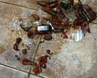 Stinky mess made by your's truly. All that vinegar cleared my sinuses!!