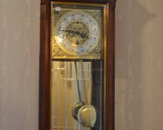 Howard Miller wall clock- battery operated - Westminster Chime