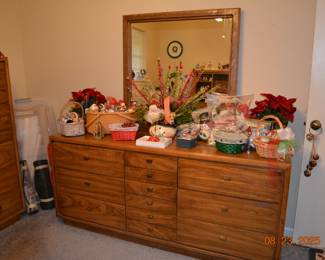 Bedroom suite