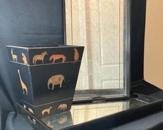 Animal Trash Can and Trays