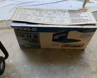 Electric Garage Door Opener. Brand New
