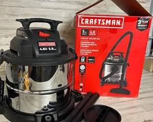 New Craftsman 5 Gallon Wet/Dry Shop Vac