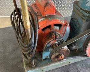 Vintage NRC Rotary Gas Ballast Vacuum Pump – Industrial Belt Drive Motor – Newton MA