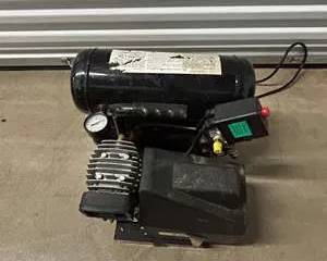 Central Pneumatic Twin Tank Air Compressor – 2 HP, 115V, 5.5 CFM @ 90 PSI – Portable Shop/DIY Unit