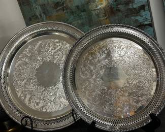Silverplated serving trays just in time for the holidays!
