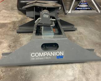 Companion 5th Wheel Hitch