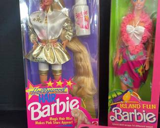Vintage Mattel Hollywood Hair Barbie 1992 And Island Fun Barbie 1988 With Barbie Polaroid Camera
