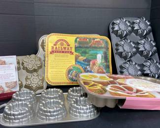 New Cake Pans Railway Snowflake Buttercup Sunflower And Others