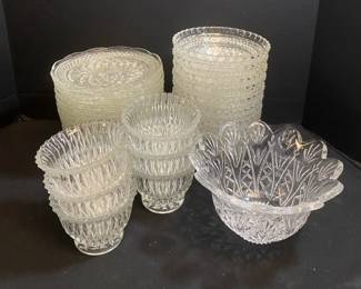 Vintage Clear Glass Plates Bowls Dessert Bowls With Crystal Serving Bowl