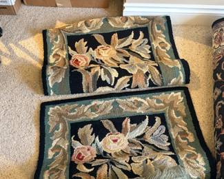 Pair of Hooked Wool Accent Rugs
Charming set of two floral hooked rugs featuring rose blossoms on a black background with green border. Perfect as entryway, kitchen, or bedside rugs.